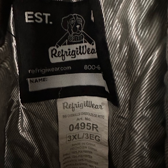 Refrigewear coveralls in excellent condition. Size 3XL with zip front/zip leg - Picture 3 of 7